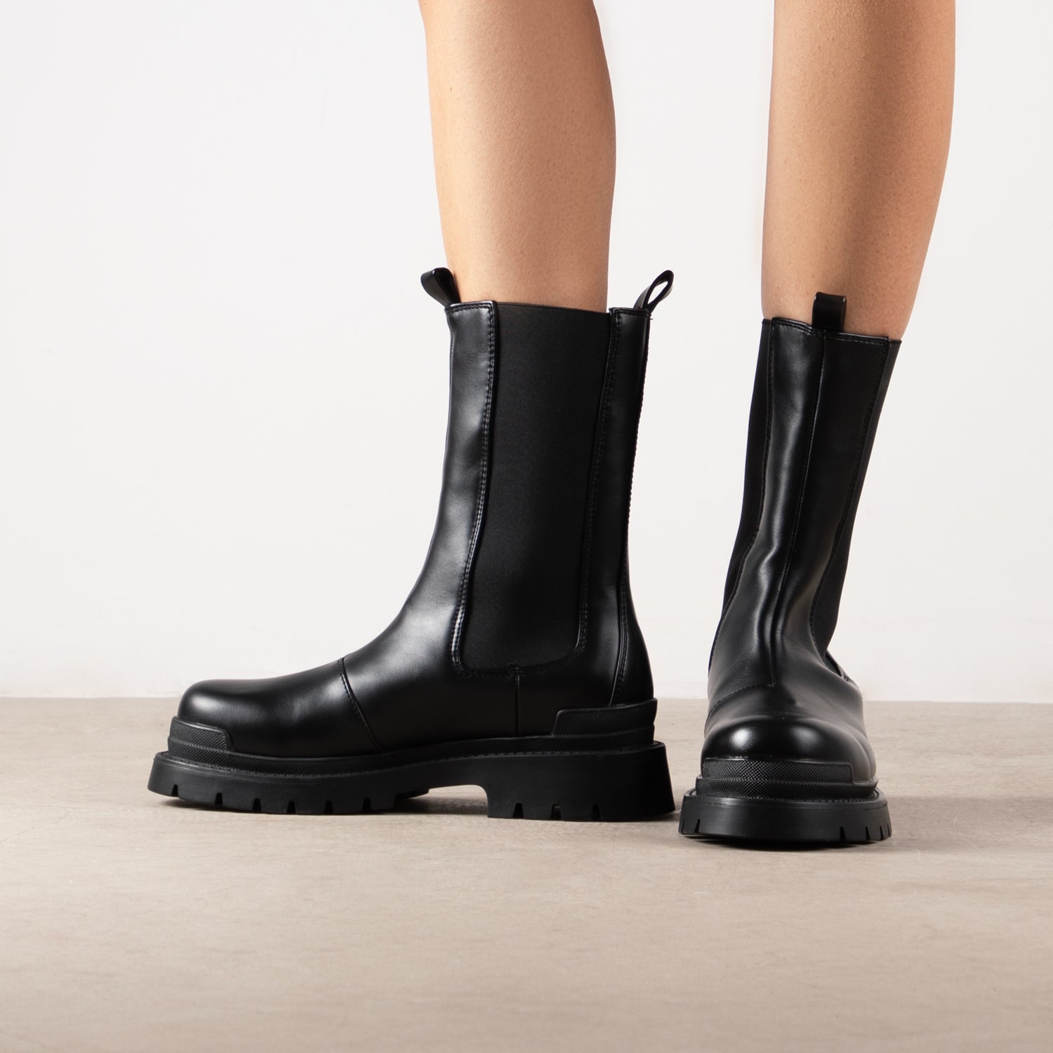 RAID Taxon Ankle Boot in Black