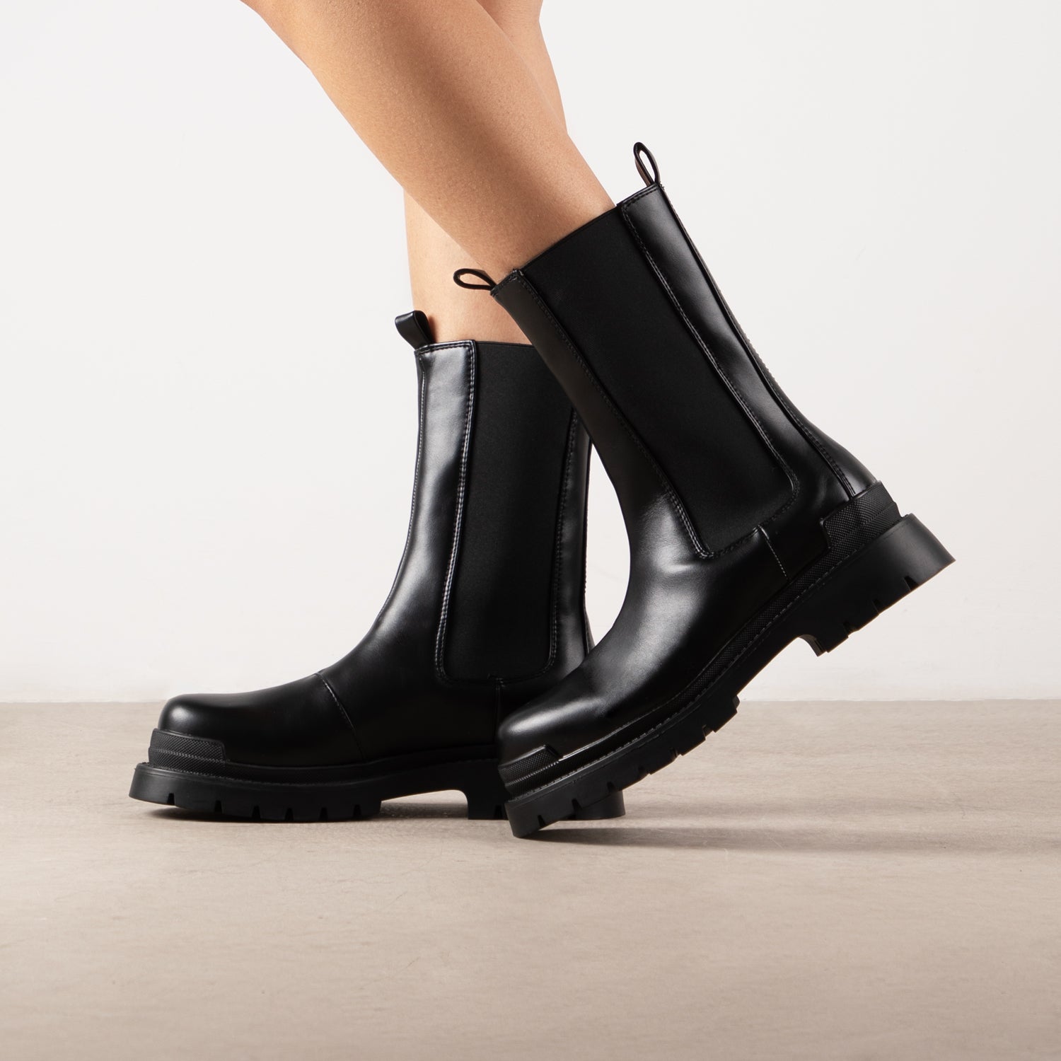 RAID Taxon Ankle Boot in Black