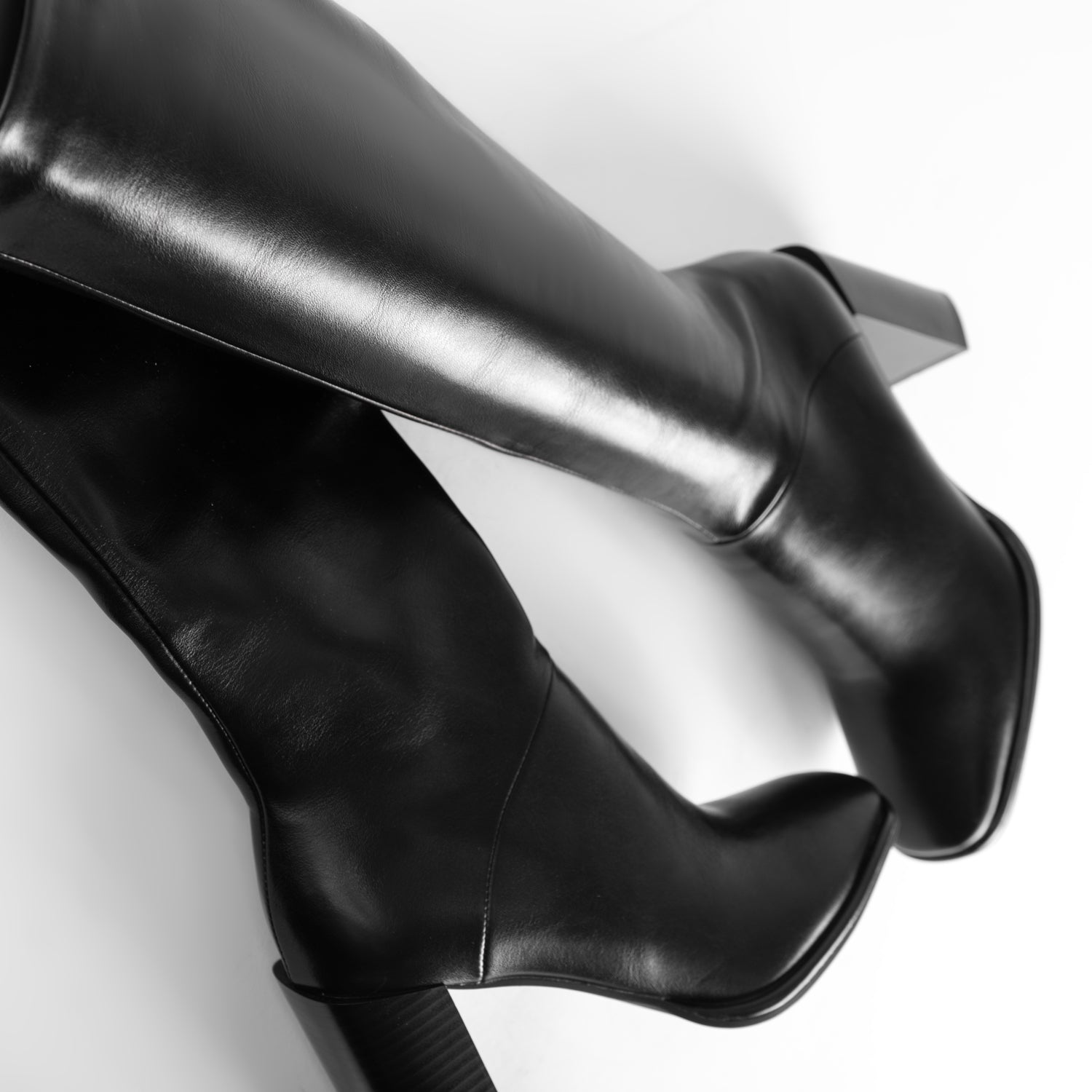 RAID Tyra Knee High Boot In Black