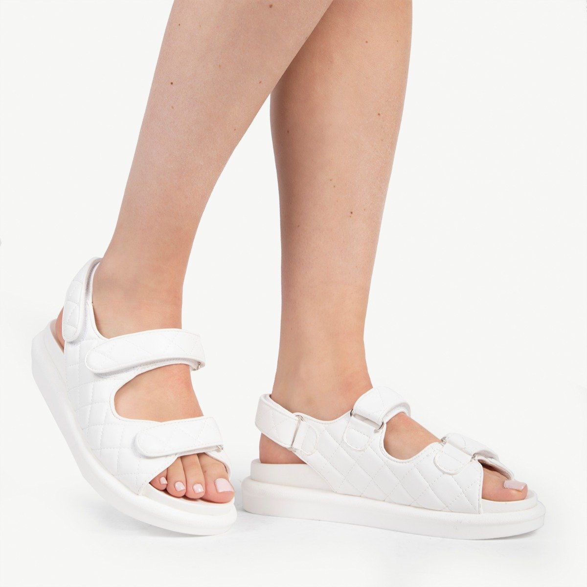 RAID Amylia Quilted Sandal in White