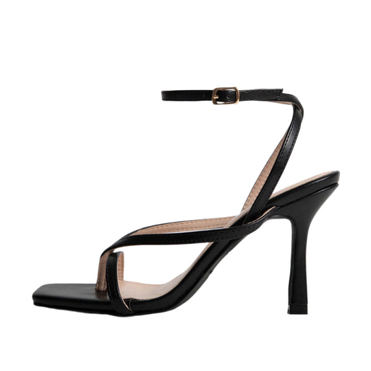 RAID Dorneah Square Toe Post Sandal In Black