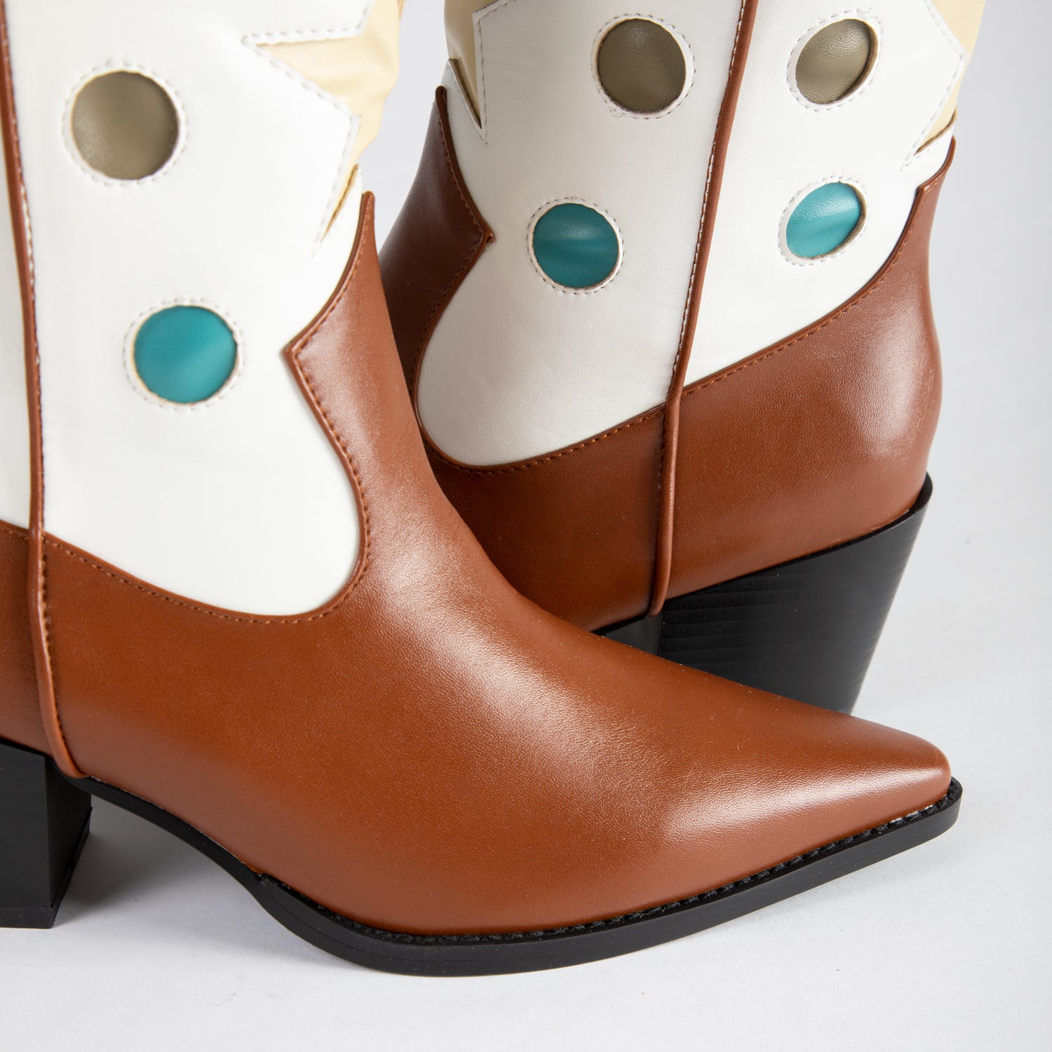 RAID Blu Western Ankle Boot in Tan+White