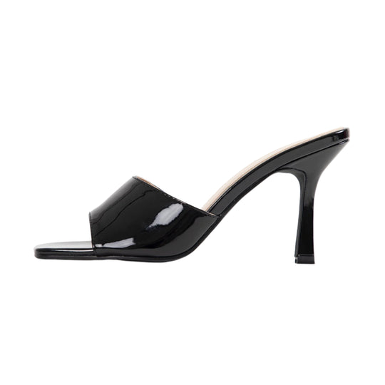 RAID Briya Heeled Mule in Black Patent
