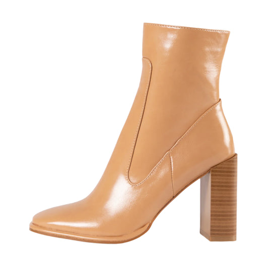 RAID Jennyl Ankle Boot in Sand