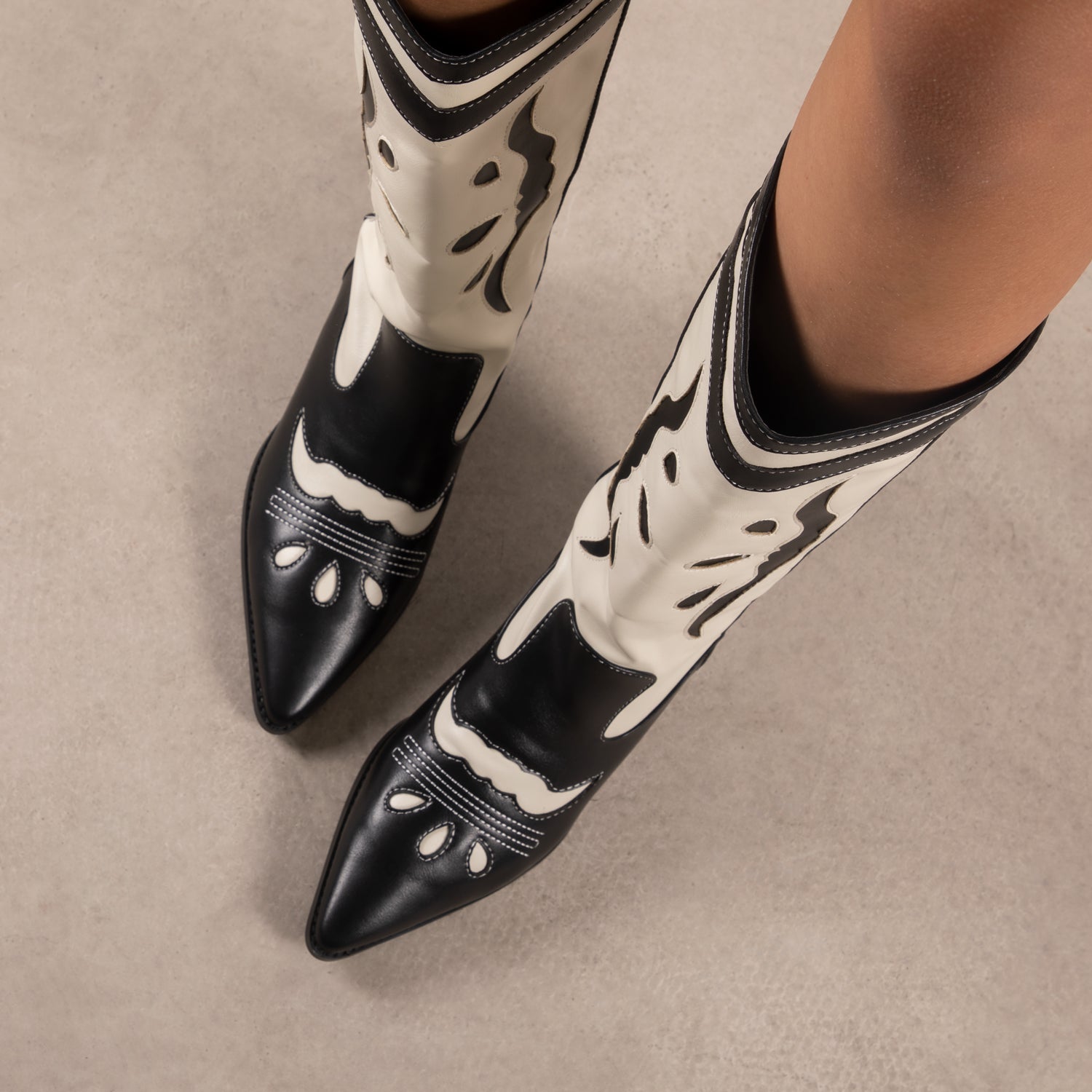 RAID Ostia Cowboy Boot in Black Pu Off Whi