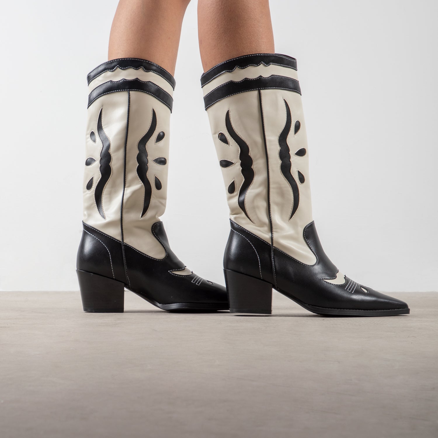 RAID Ostia Cowboy Boot in Black Pu Off Whi
