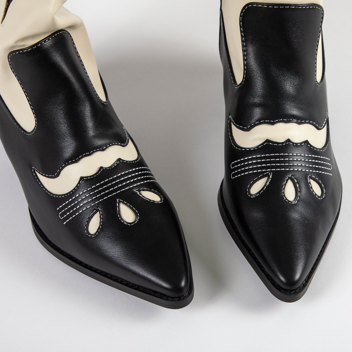RAID Ostia Cowboy Boot in Black Pu Off Whi