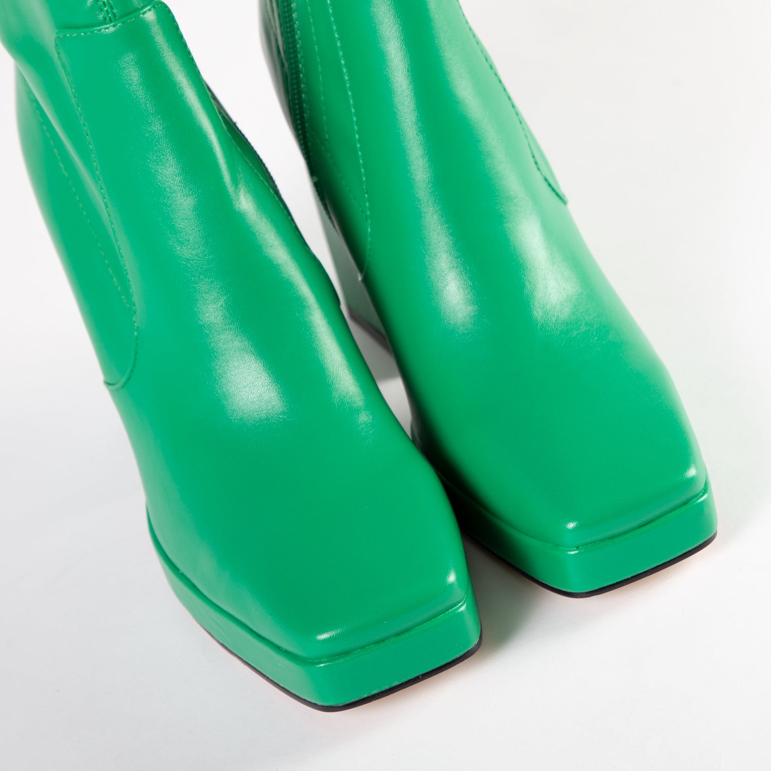 RAID Recruit Block Heeled Ankle Boot in Green