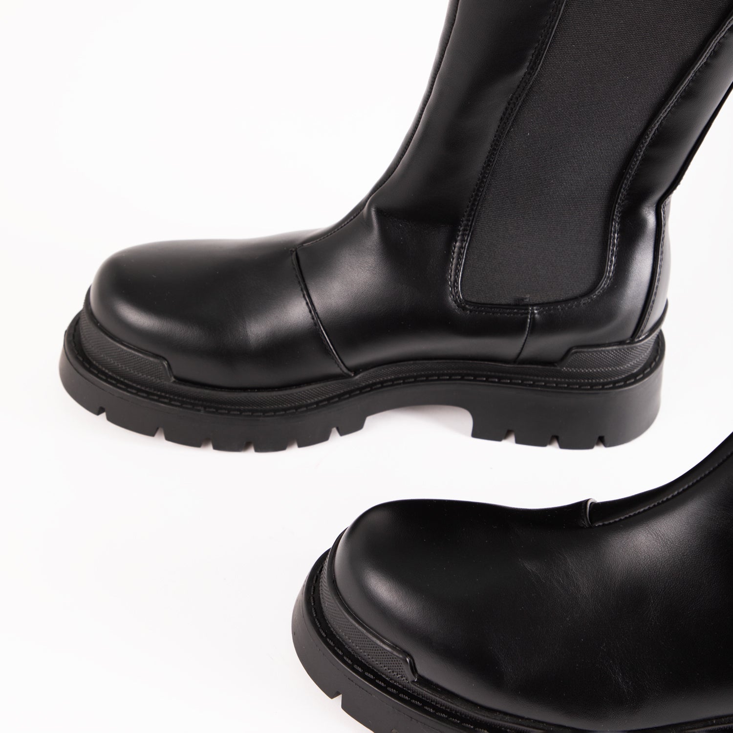 RAID Taxon Ankle Boot in Black